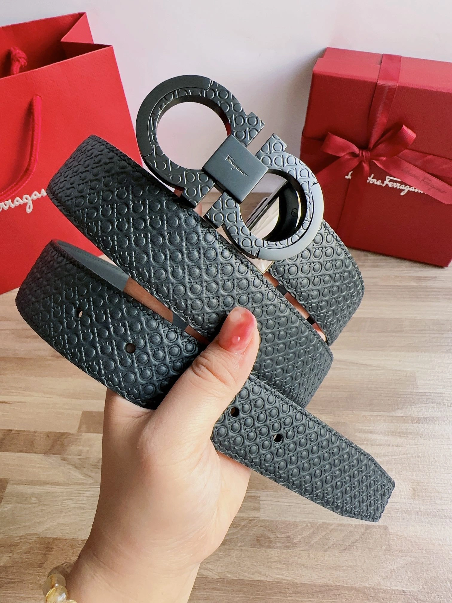 Barbara-- 745872 3.5CM three piece--reversible cowhide item:C-S042K1827